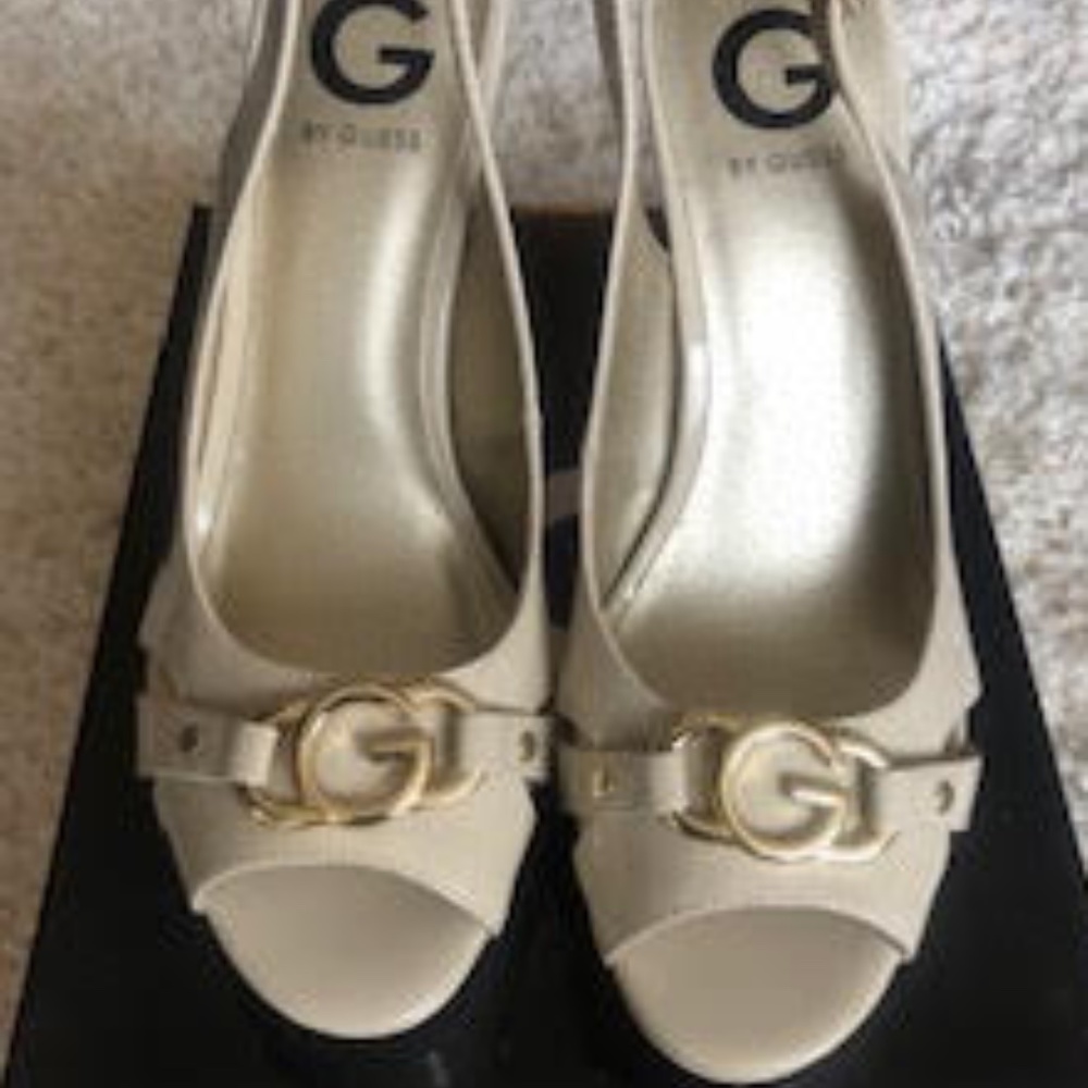 Guess- Joany Light Natural Heels